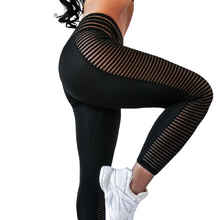 Carregar imagem no visualizador da galeria, Legging com Recorte Lateral e Painéis em Mesh
